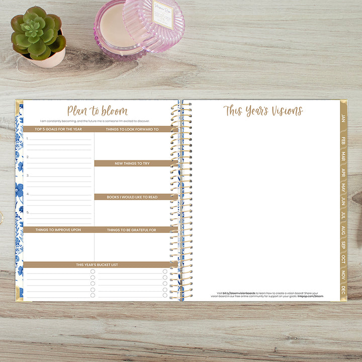 2026 Hard Cover Planner, 8.5" x 11", Blue & White Floral