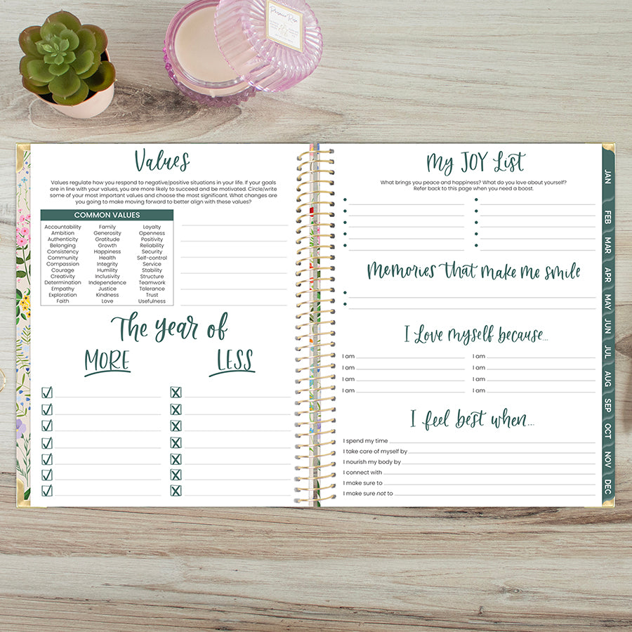 2026 Hard Cover Planner, 8.5" x 11", Garden Party, Beige