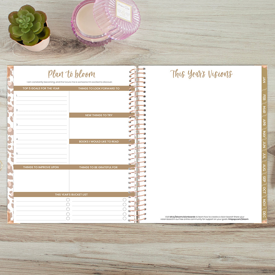 2026 Hard Cover Planner, 8.5" x 11", Tan Leopard