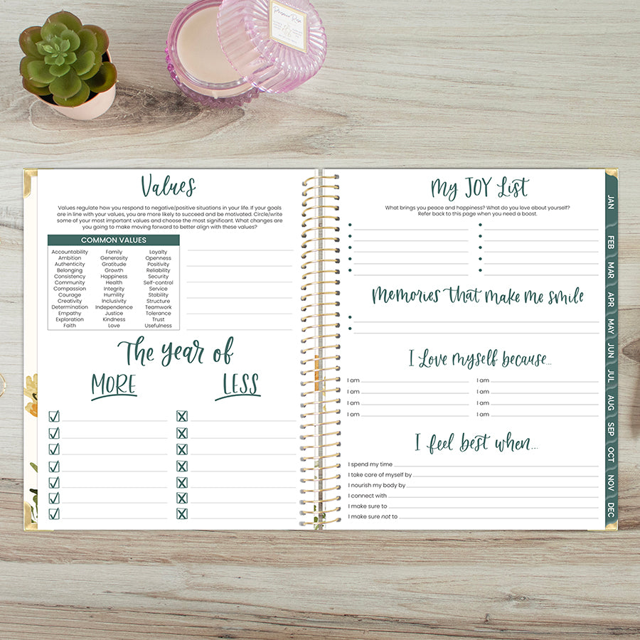 2026 Hard Cover Planner, 8.5" x 11", Beige Bouquet