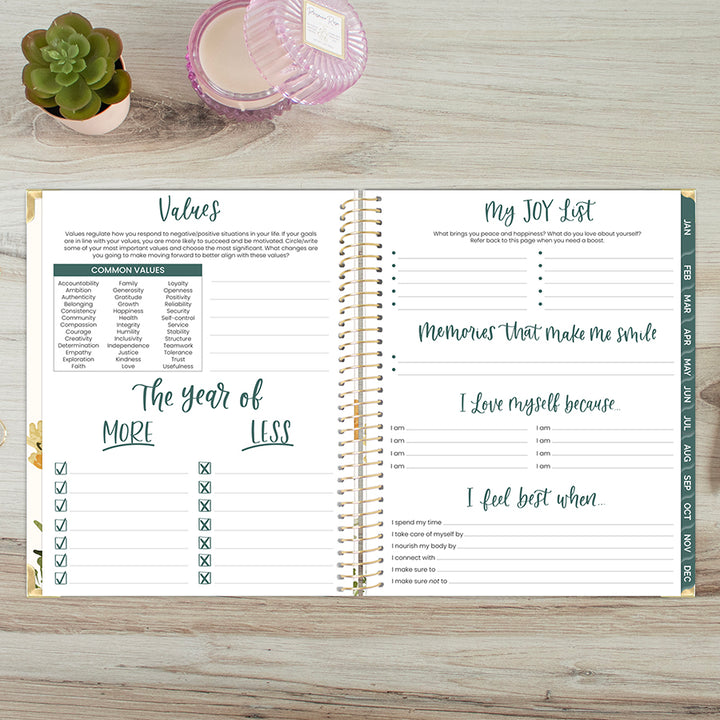 2026 Hard Cover Planner, 8.5" x 11", Beige Bouquet