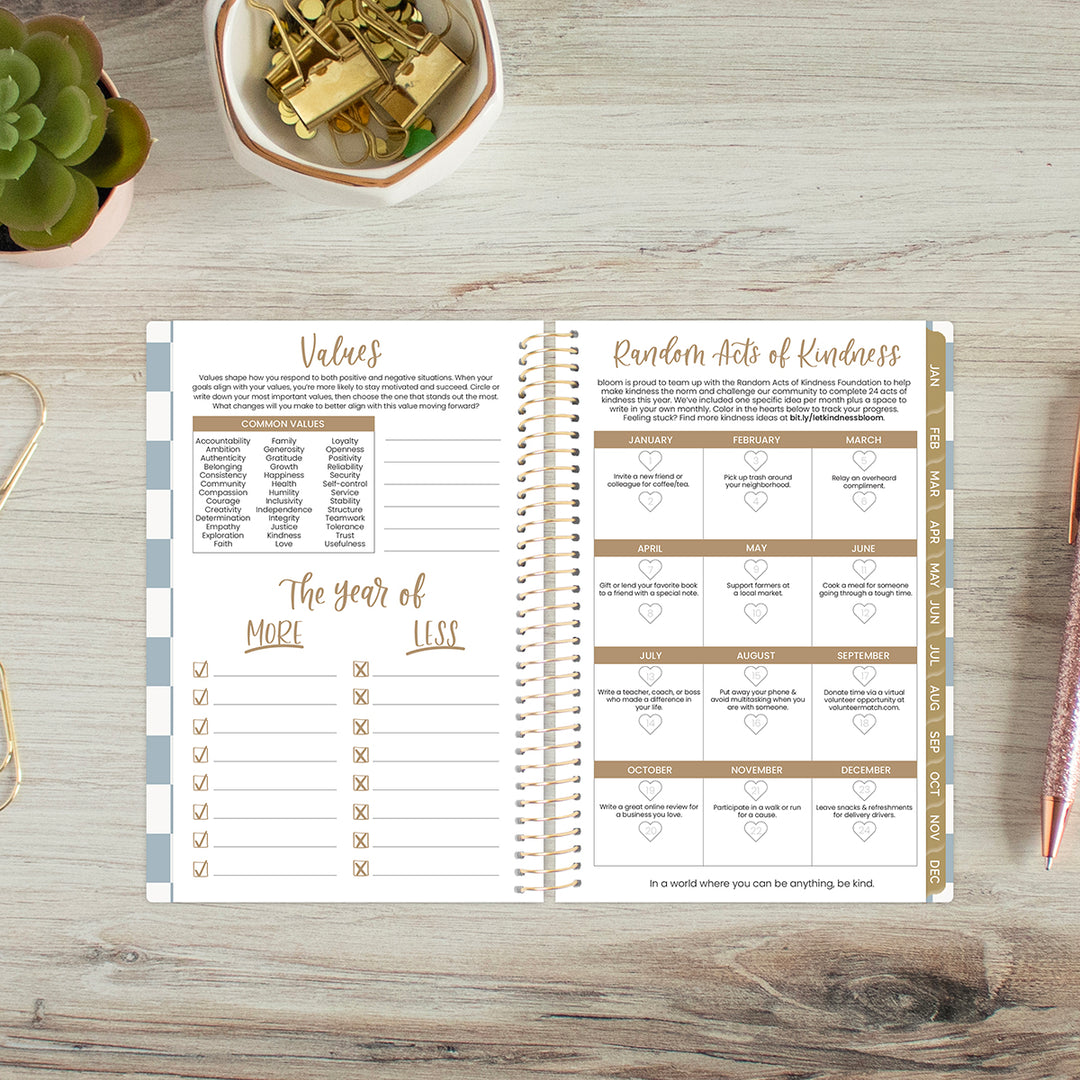 2026 Soft Cover Planner, 4" x 6", Checkered