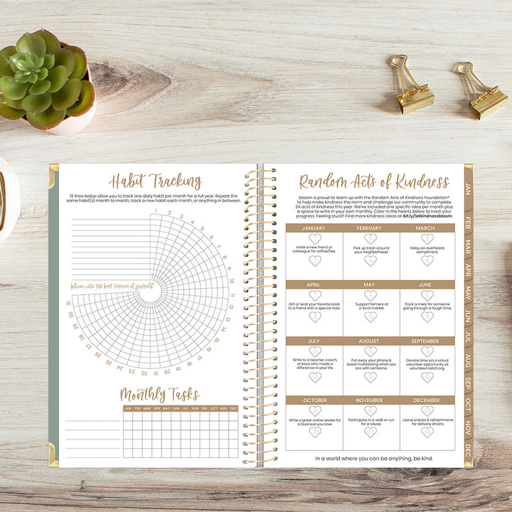 2026 Hard Cover Planner, 5.5" x 8.25", Linen, Green