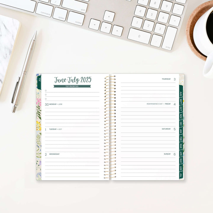 2025-26 Soft Cover Planner, 4" x 6", Garden Party, Beige