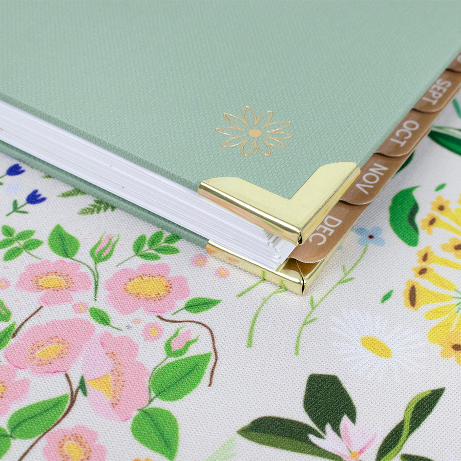 2026 Hard Cover Planner, 5.5" x 8.25", Linen, Green