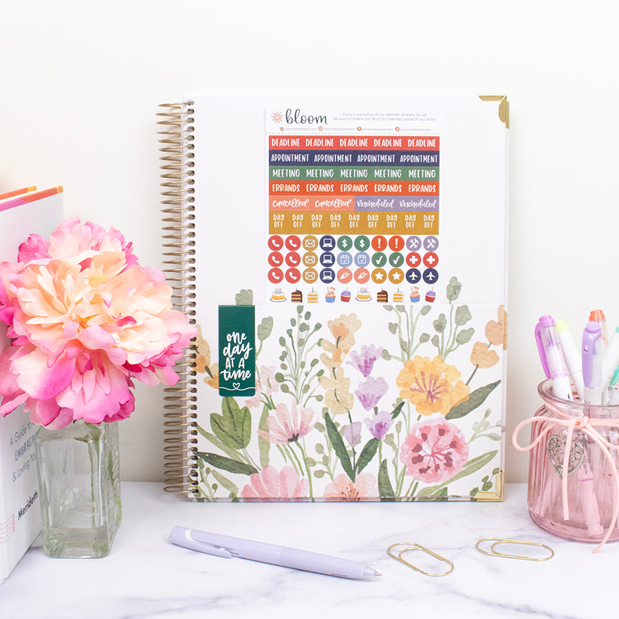 2026 Hard Cover Planner, 8.5" x 11", Beige Bouquet