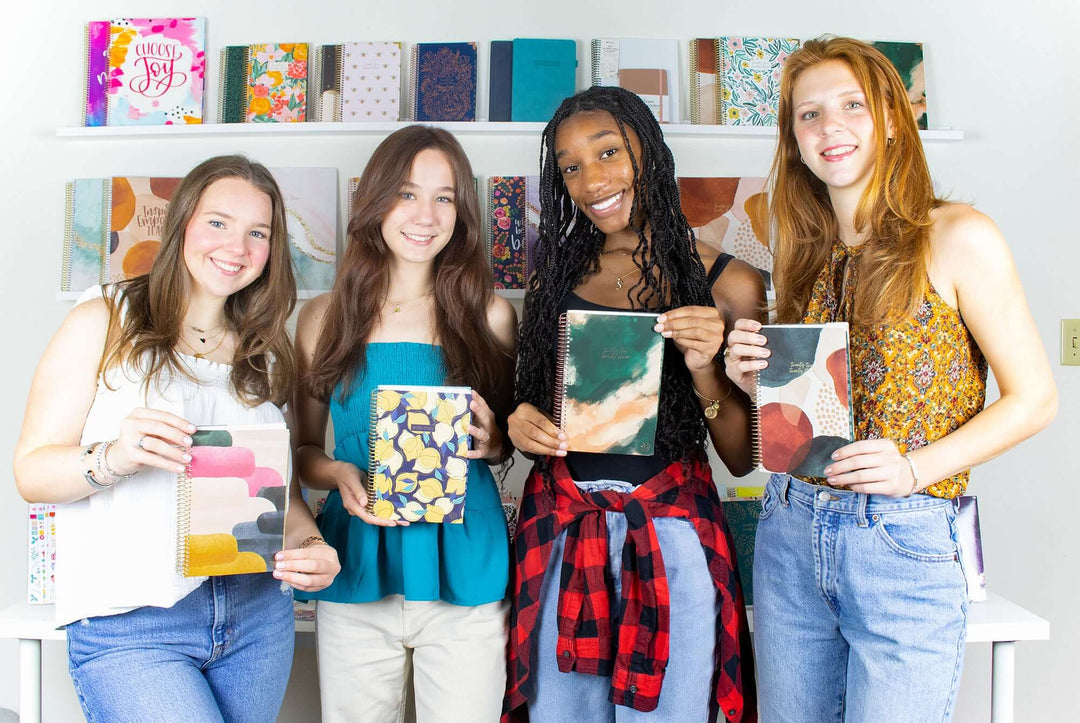 Meet bloom's summer interns for 2022!