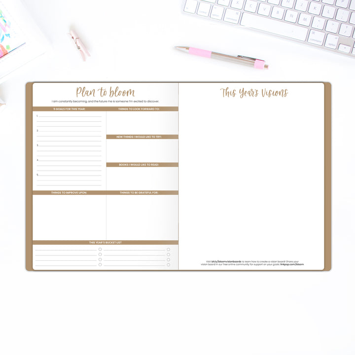 2026 Monthly Planner, 9" x 12", Gold Floral Stamp