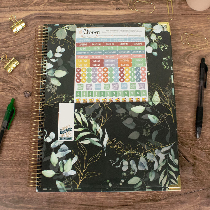 2025 Hard Cover Planner, 8.5" x 11", Eucalyptus, Green