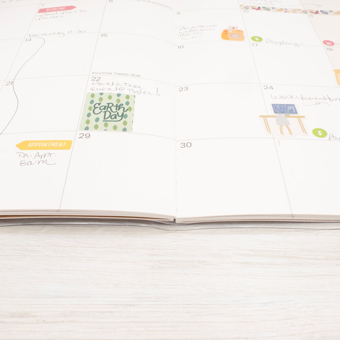 2026 Monthly Planner, 9" x 12", Gold Floral Stamp
