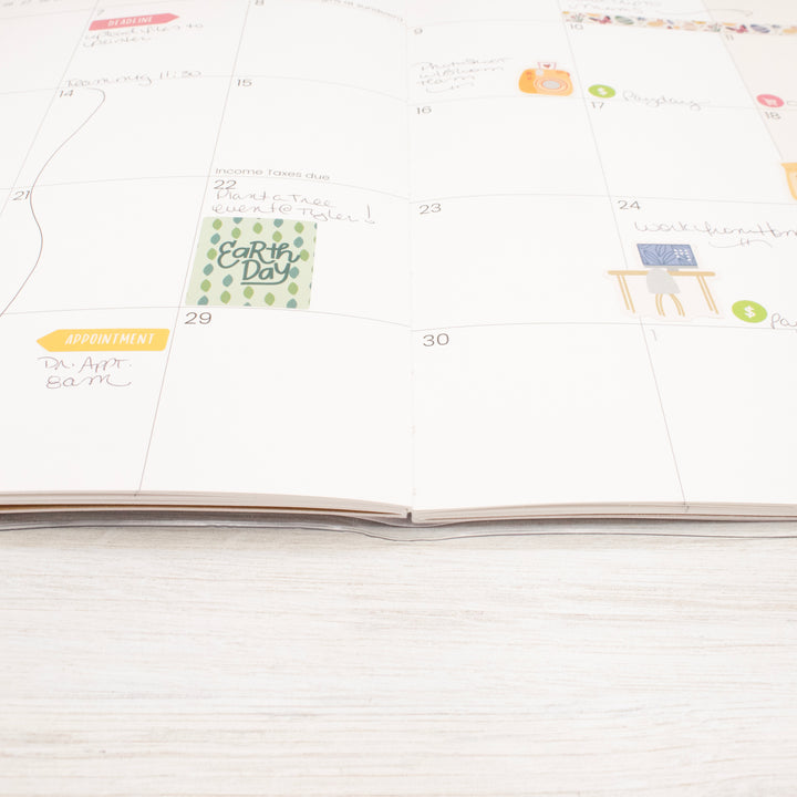 2026 Monthly Planner, 9" x 12", Gold Floral Stamp