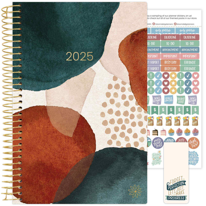 2025 Soft Cover Planner, 5.5" x 8.25", Earthy Abstract, Green