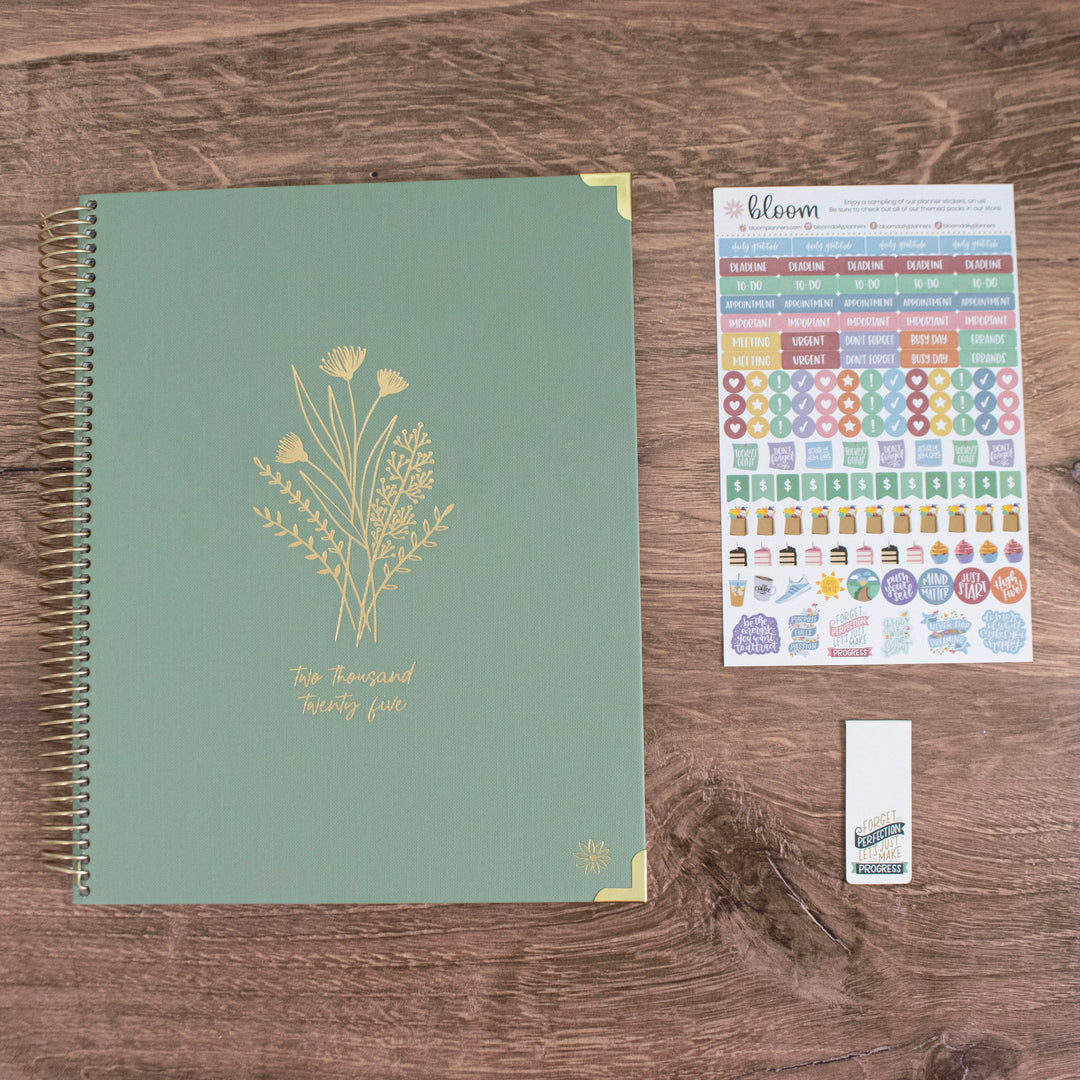 2025 Hard Cover Planner, 8.5" x 11", Green Linen