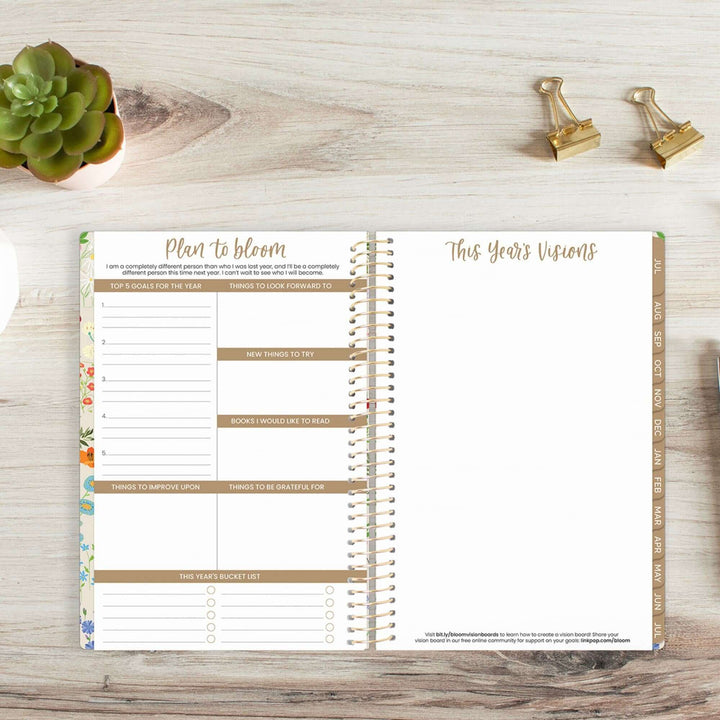 2025-26 Soft Cover Planner, 5.5" x 8.25", Garden Party, Beige