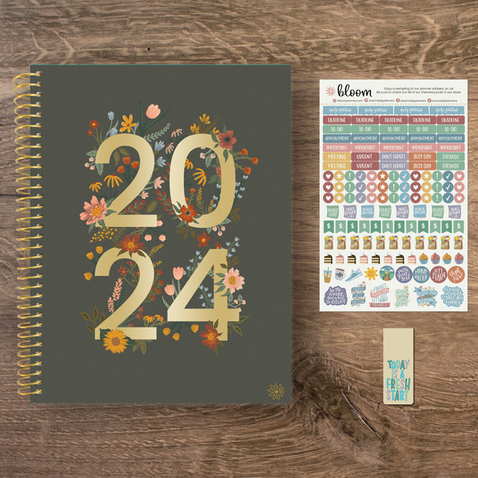 2024 Soft Cover Planner, 8.5" x 11", Dreams in Bloom