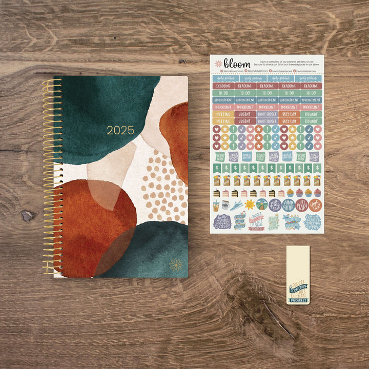 2025 Soft Cover Planner, 5.5" x 8.25", Earthy Abstract, Green