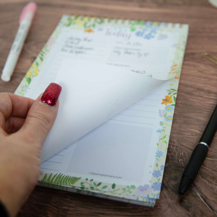 Spiral-Bound Daily To-Do List Pad, 6" x 9", Garden Party