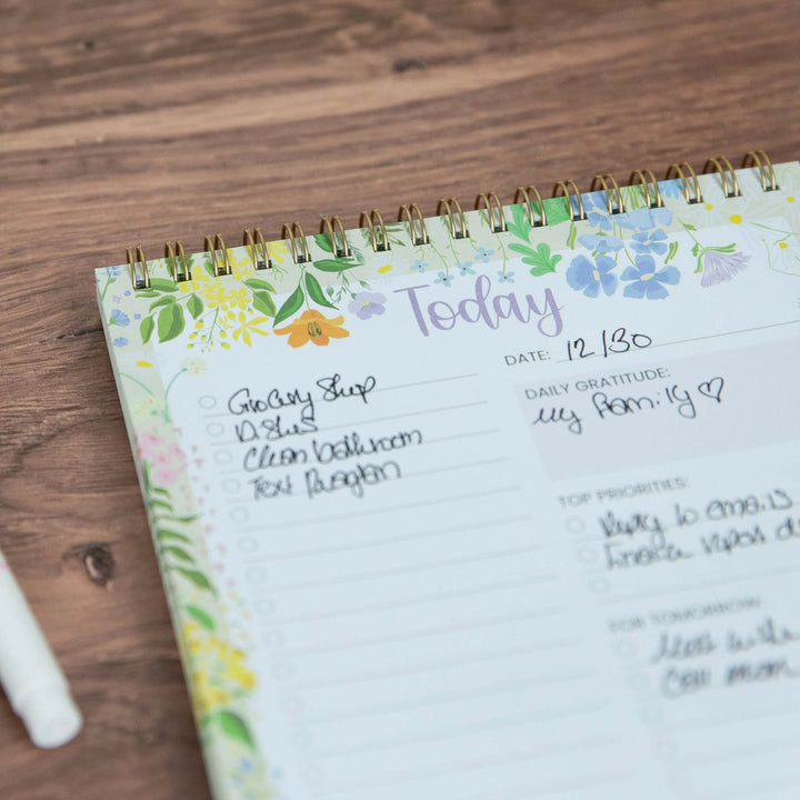 Spiral-Bound Daily To-Do List Pad, 6" x 9", Garden Party