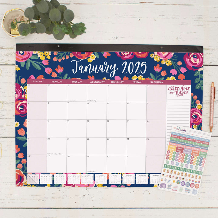 2025 Desk Calendar, 16" x 21", Vintage Floral