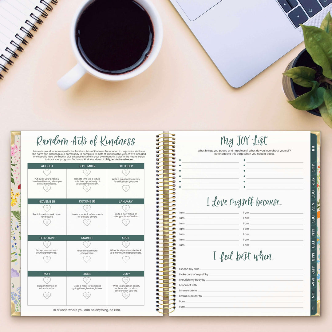 2025-26 Vision Planner, 7.5" x 9", Garden Party, Beige