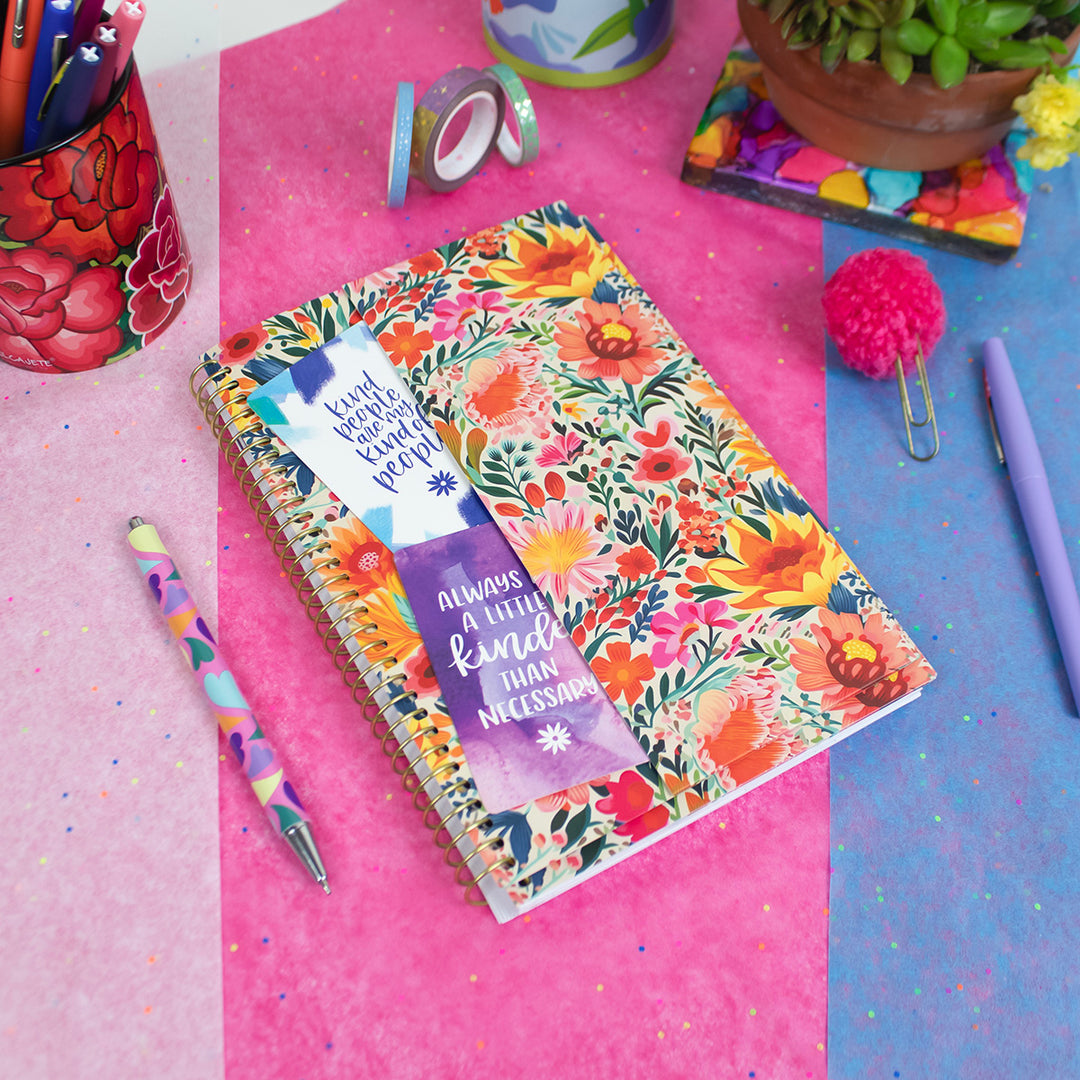 Undated Spanish Planner, Cheerful Garden