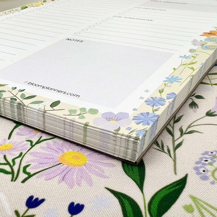 Spiral-Bound Daily To-Do List Pad, 6" x 9", Garden Party