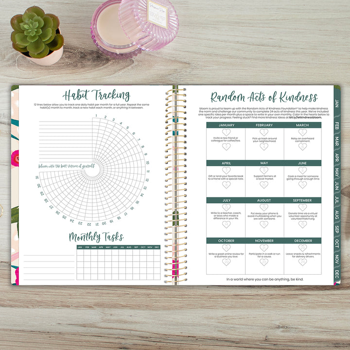 2026 Soft Cover Planner, 8.5" x 11", Pink Poppies