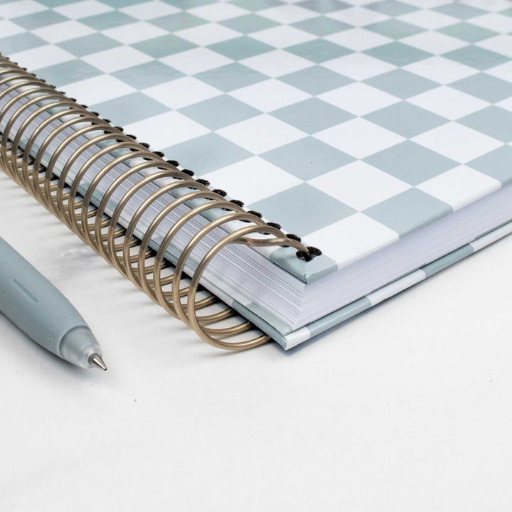 Close up of the planner's metal binding. 
